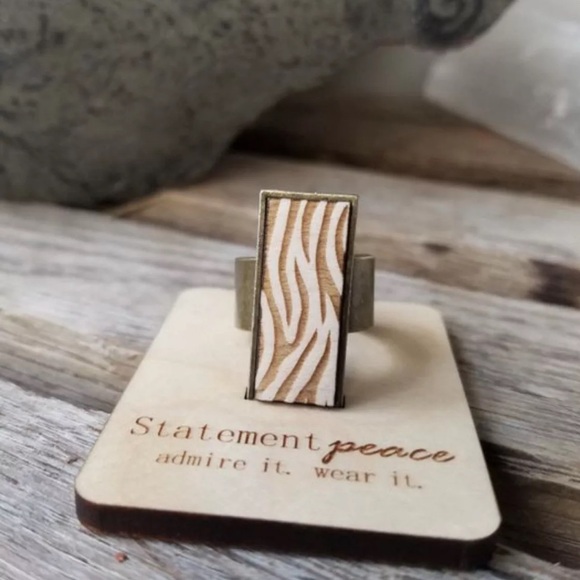 HANDMADE Jewelry Set Wood Brass Engraved Animal Print Artisian Ring & Earrings - Picture 2 of 5